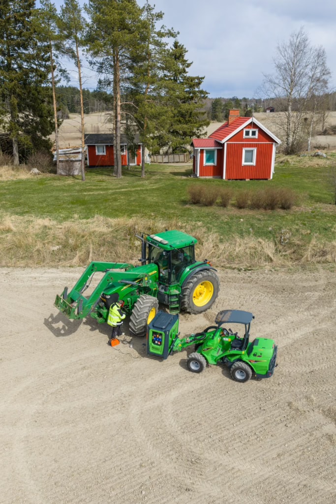 AvantPower OptiTemp Cube47 charging farm equipment in the field